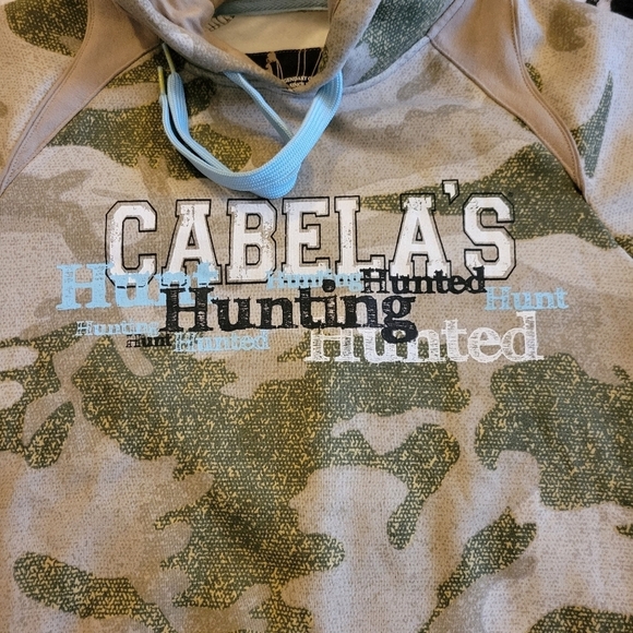 ♥️♥️NEW WITH OUT TAGS CAMO CABELAS HOODIE - Picture 3 of 5